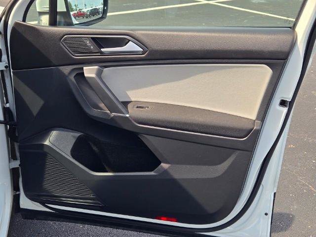 Used 2018 Volkswagen Tiguan S AWD/4WD image 5
