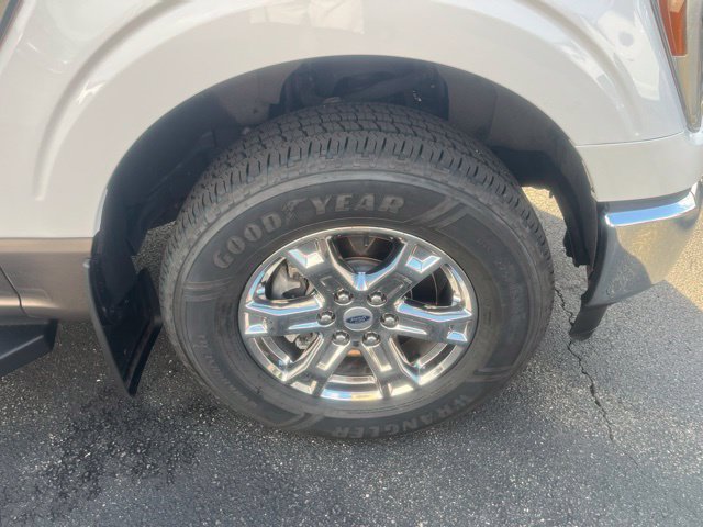 Certified 2022 Ford F150 Lariat w/ Equipment Group 502A High AWD/4WD image 4