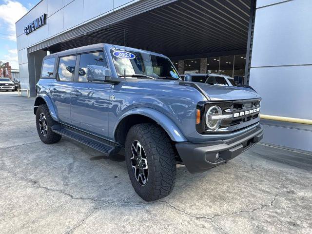 Certified 2025 Ford Bronco Outer Banks AWD/4WD image 1