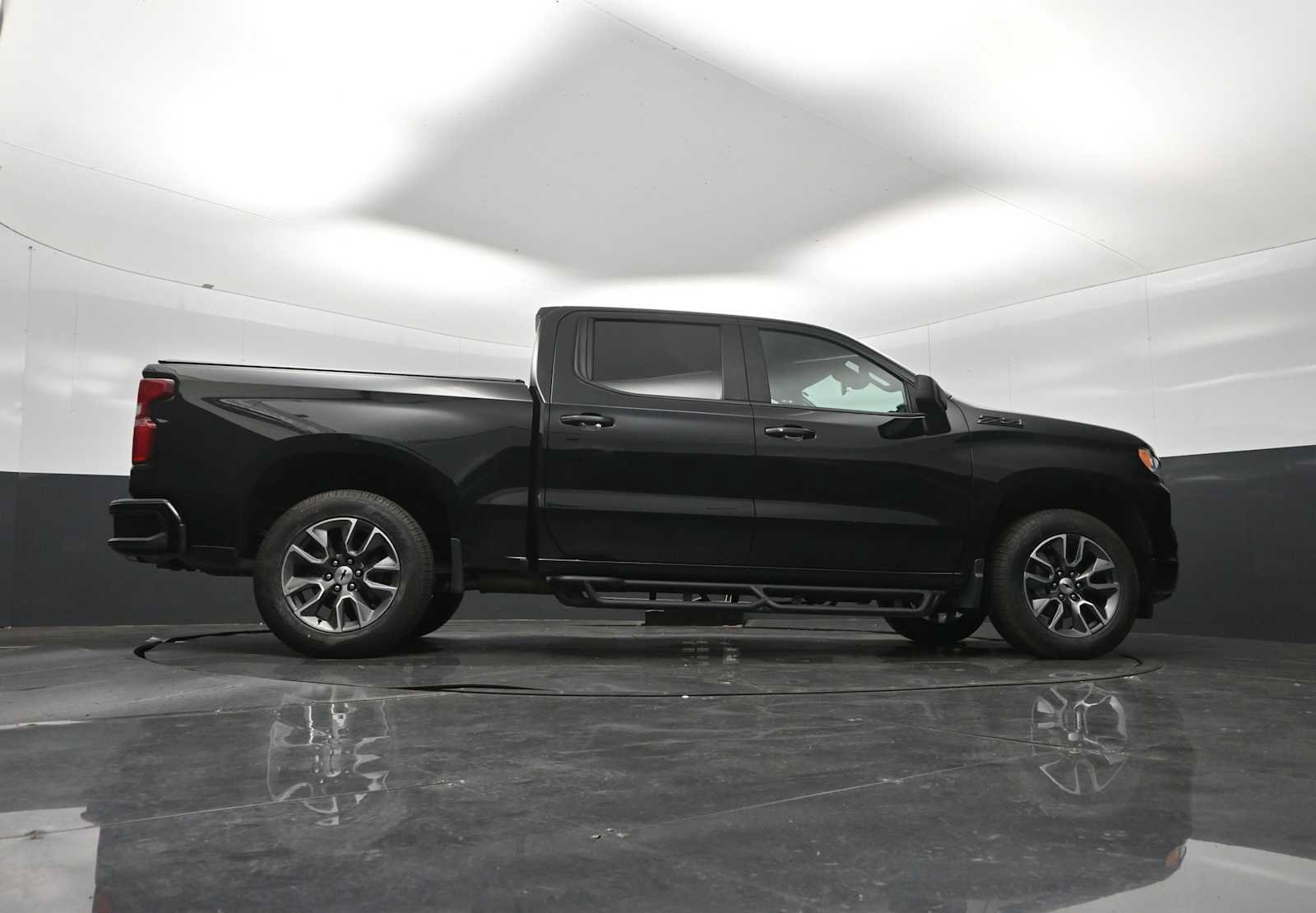 Used 2023 Chevrolet Silverado 1500 RST AWD/4WD image 57