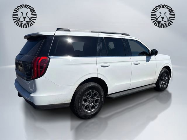 Certified 2025 Ford Expedition Active image 5