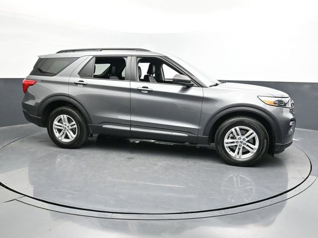 Certified 2022 Ford Explorer XLT w/ Equipment Group 202A image 1