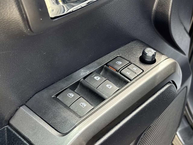 Used 2020 Toyota Tacoma TRD Sport AWD/4WD image 24