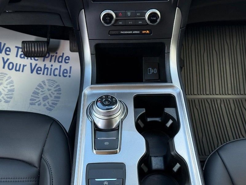 Certified 2024 Ford Edge SEL w/ Convenience Package image 12