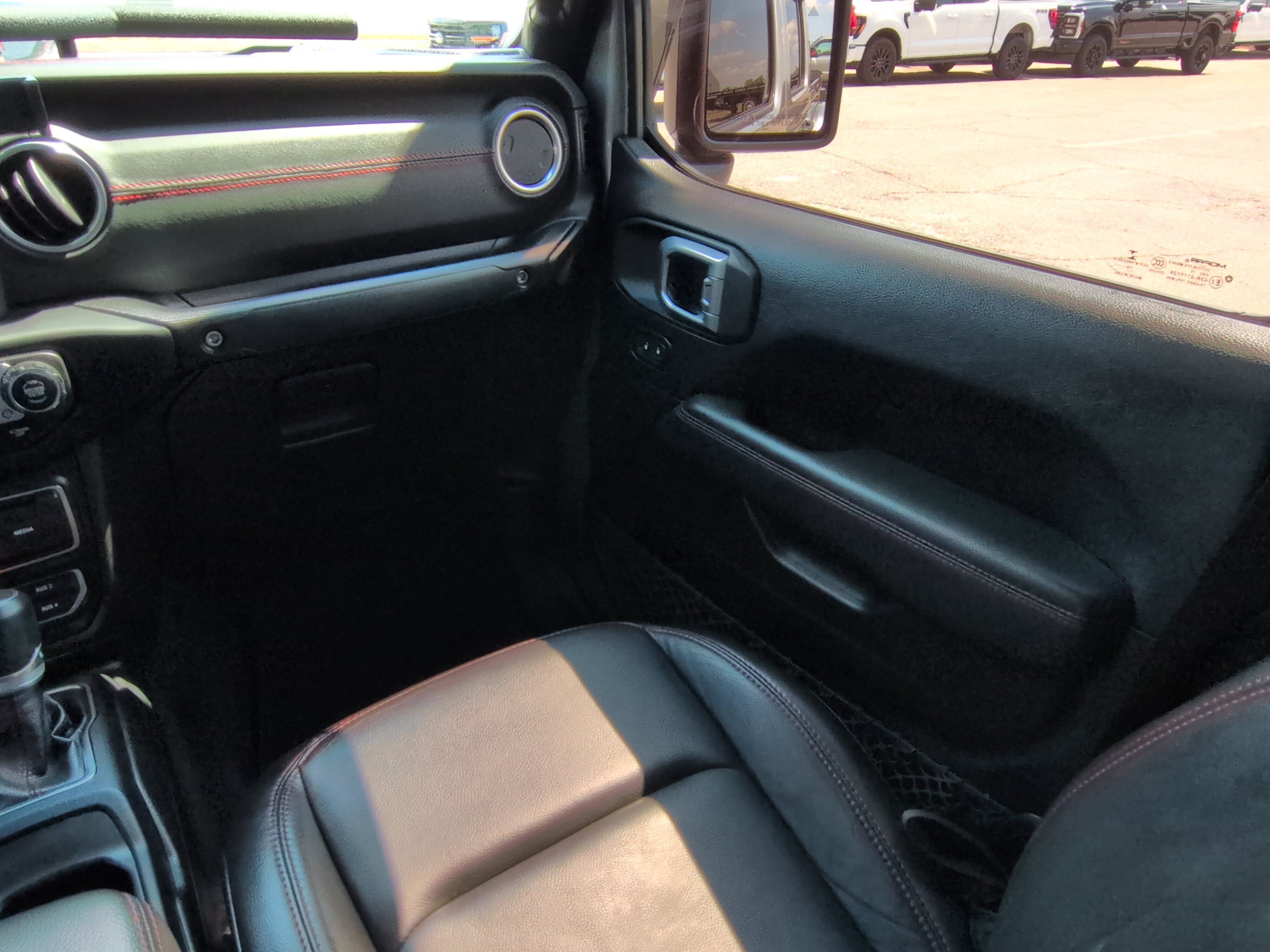Used 2020 Jeep Gladiator Rubicon AWD/4WD image 15
