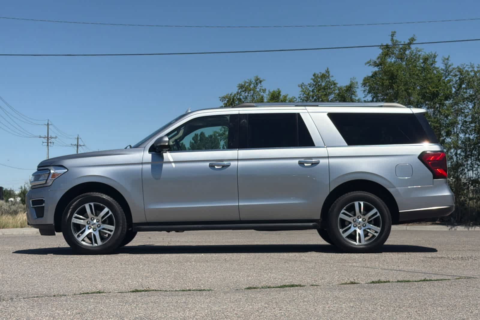 Certified 2024 Ford Expedition Max Limited AWD/4WD image 5