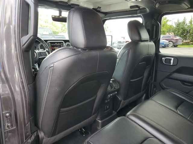Used 2022 Jeep Wrangler Unlimited Sahara w/ Cold Weather Group AWD/4WD image 26