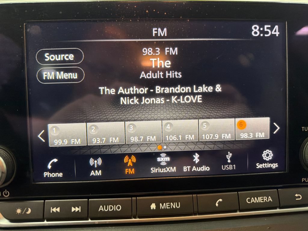 Used 2024 Nissan Rogue SV FWD image 25