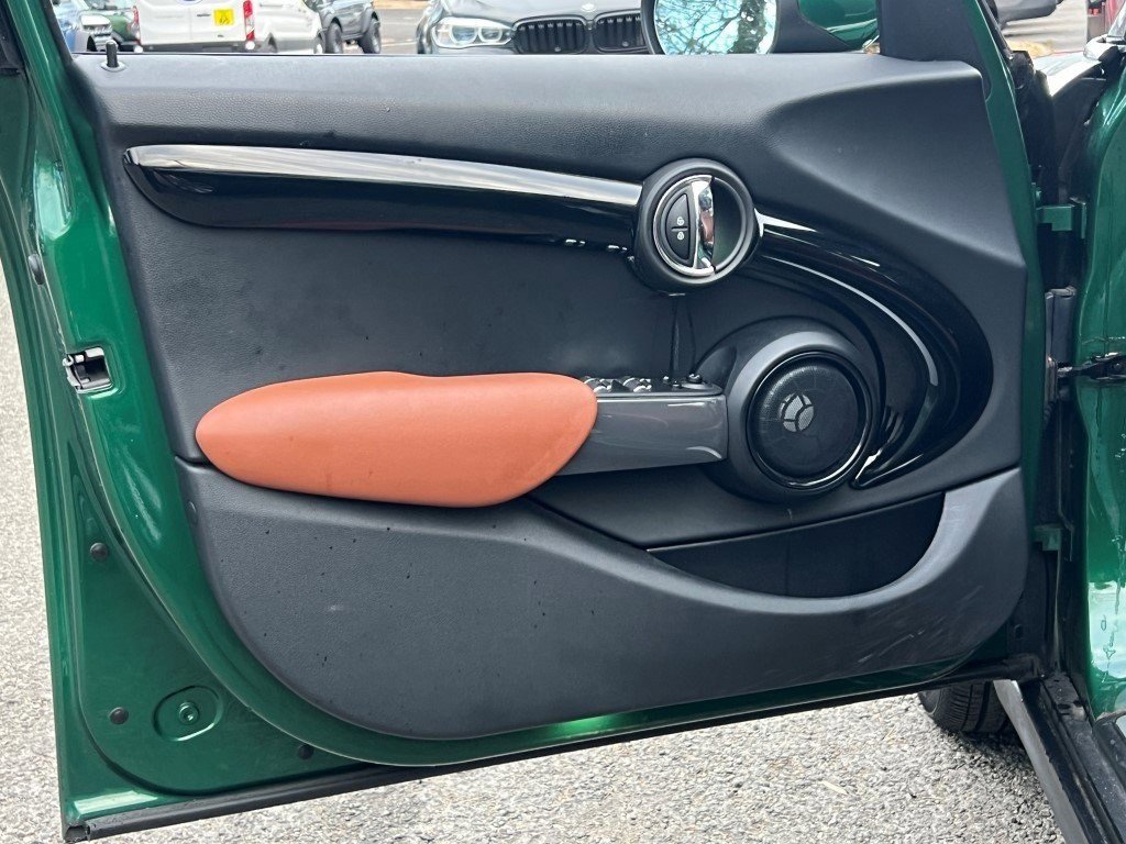 Used 2020 MINI Cooper S image 15