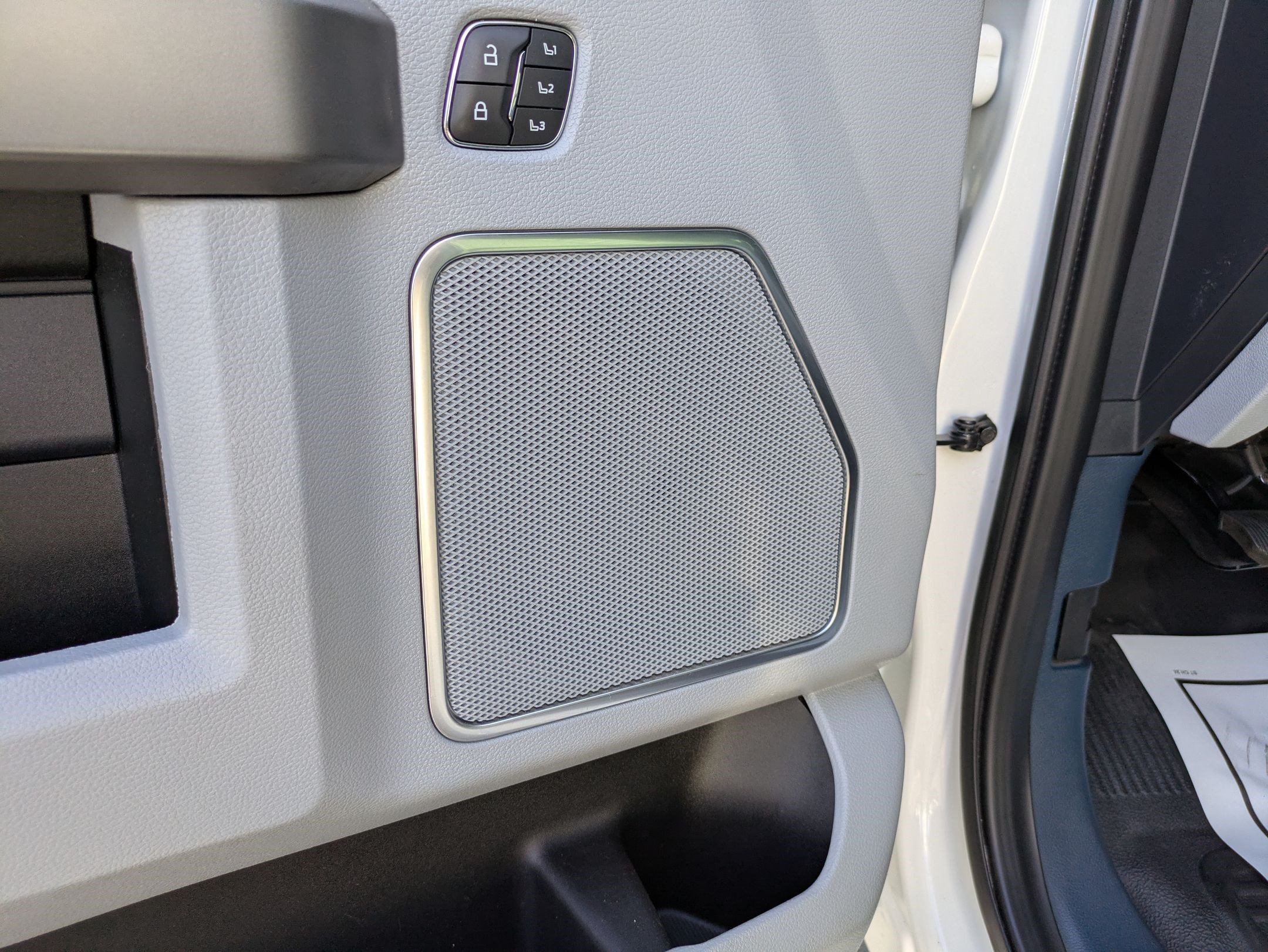 Certified 2022 Ford F350 Limited AWD/4WD image 15