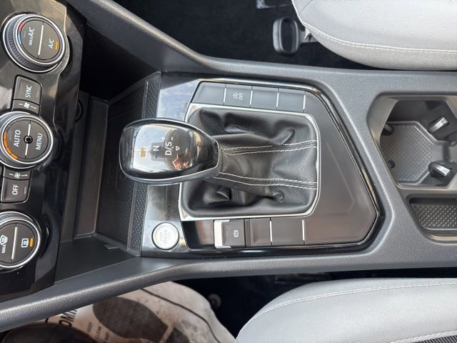 Used 2024 Volkswagen Taos SE image 25