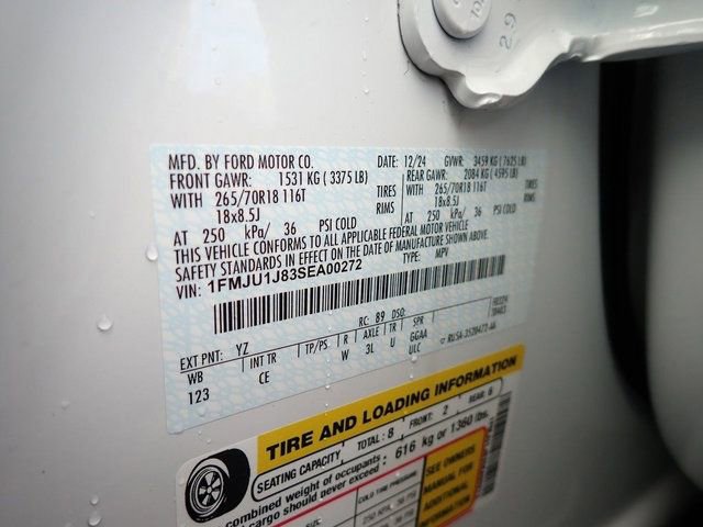 Certified 2025 Ford Expedition Active image 24