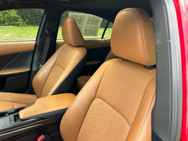 Used 2022 Lexus IS 300 w/ Premium Package RWD image 20