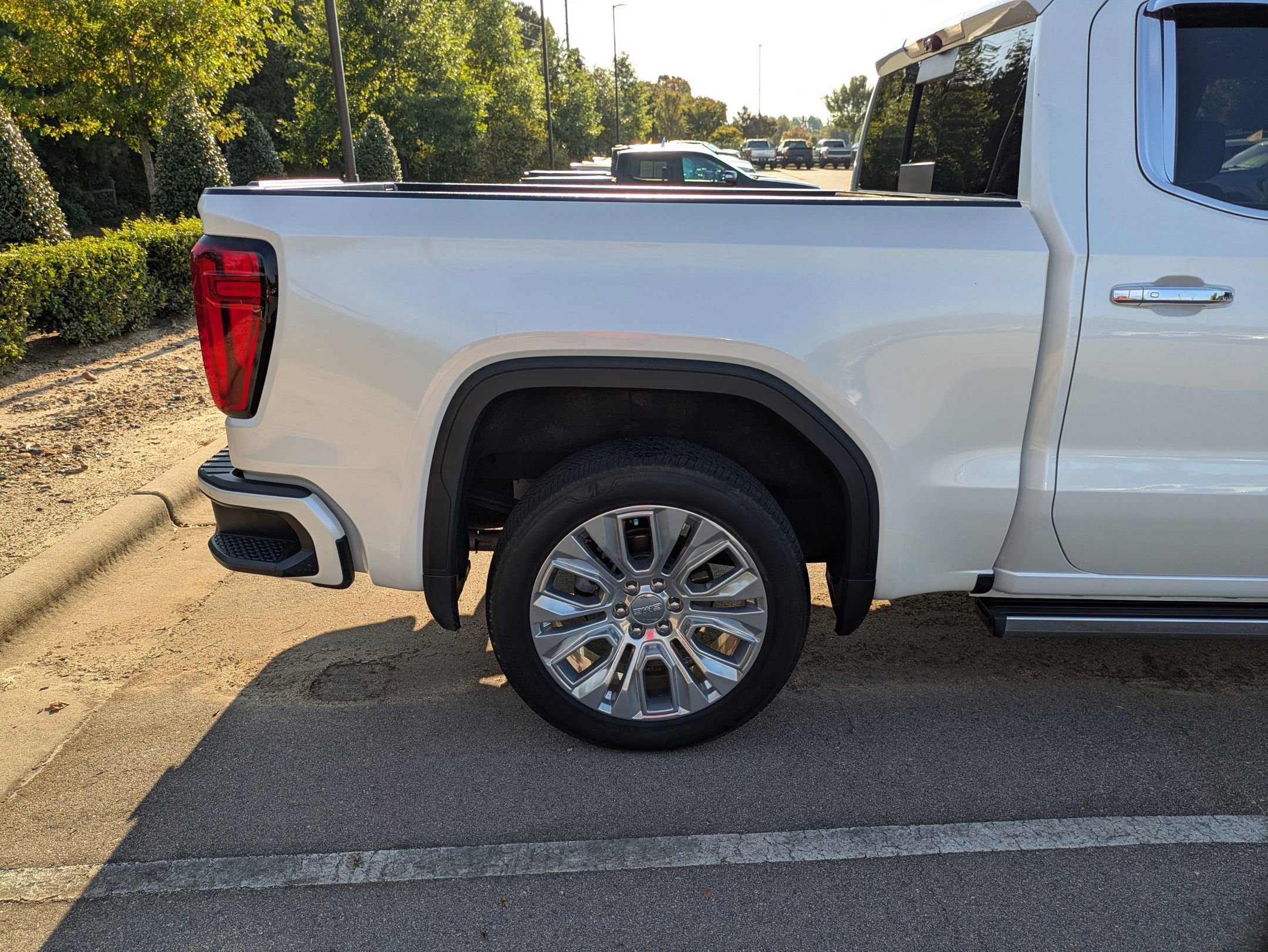 Used 2021 GMC Sierra 1500 Denali w/ Denali Ultimate Package image 7