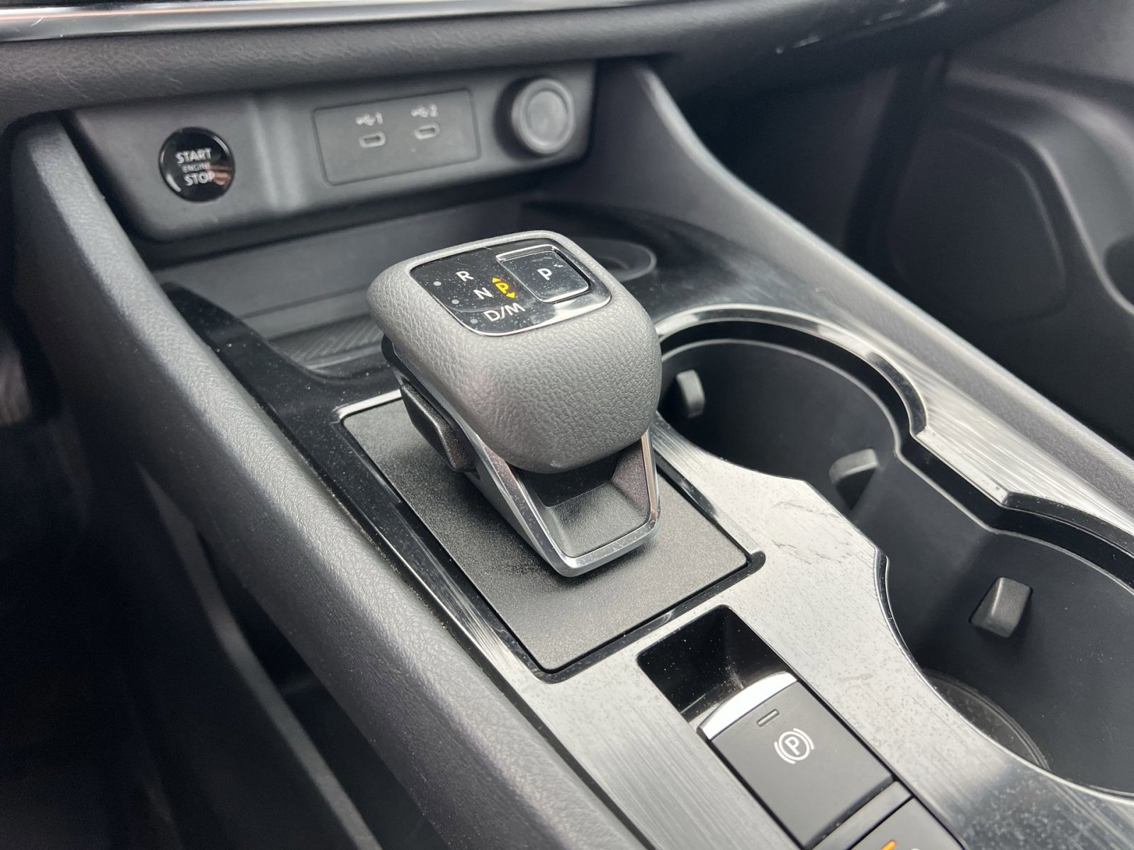 Used 2024 Nissan Rogue SV image 21