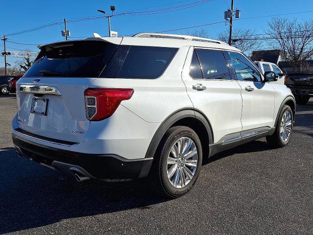 Certified 2022 Ford Explorer Limited w/ Limited Technology Package image 4