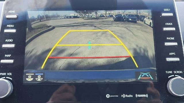 Used 2021 Toyota Avalon XLE w/ Moonroof Package image 21