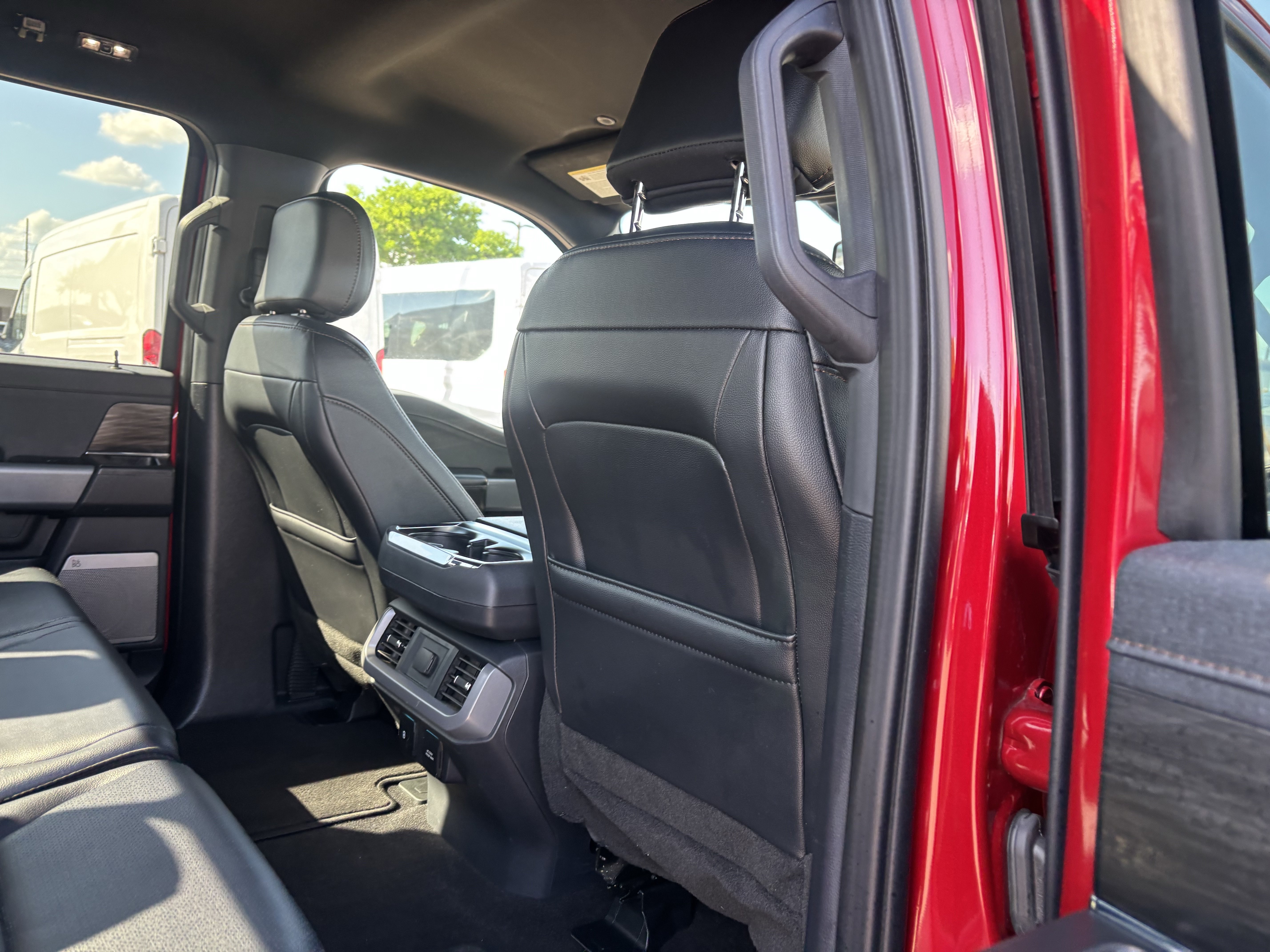 Certified 2024 Ford F150 Lariat w/ Tow/Haul Package AWD/4WD image 23