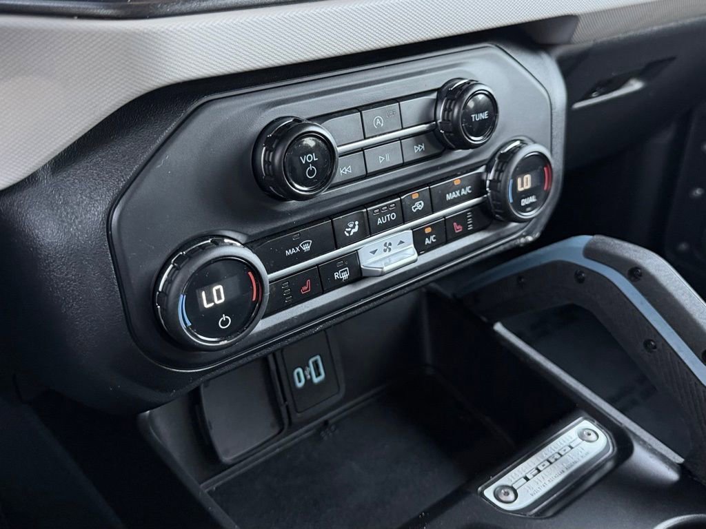 Certified 2023 Ford Bronco Wildtrak image 24