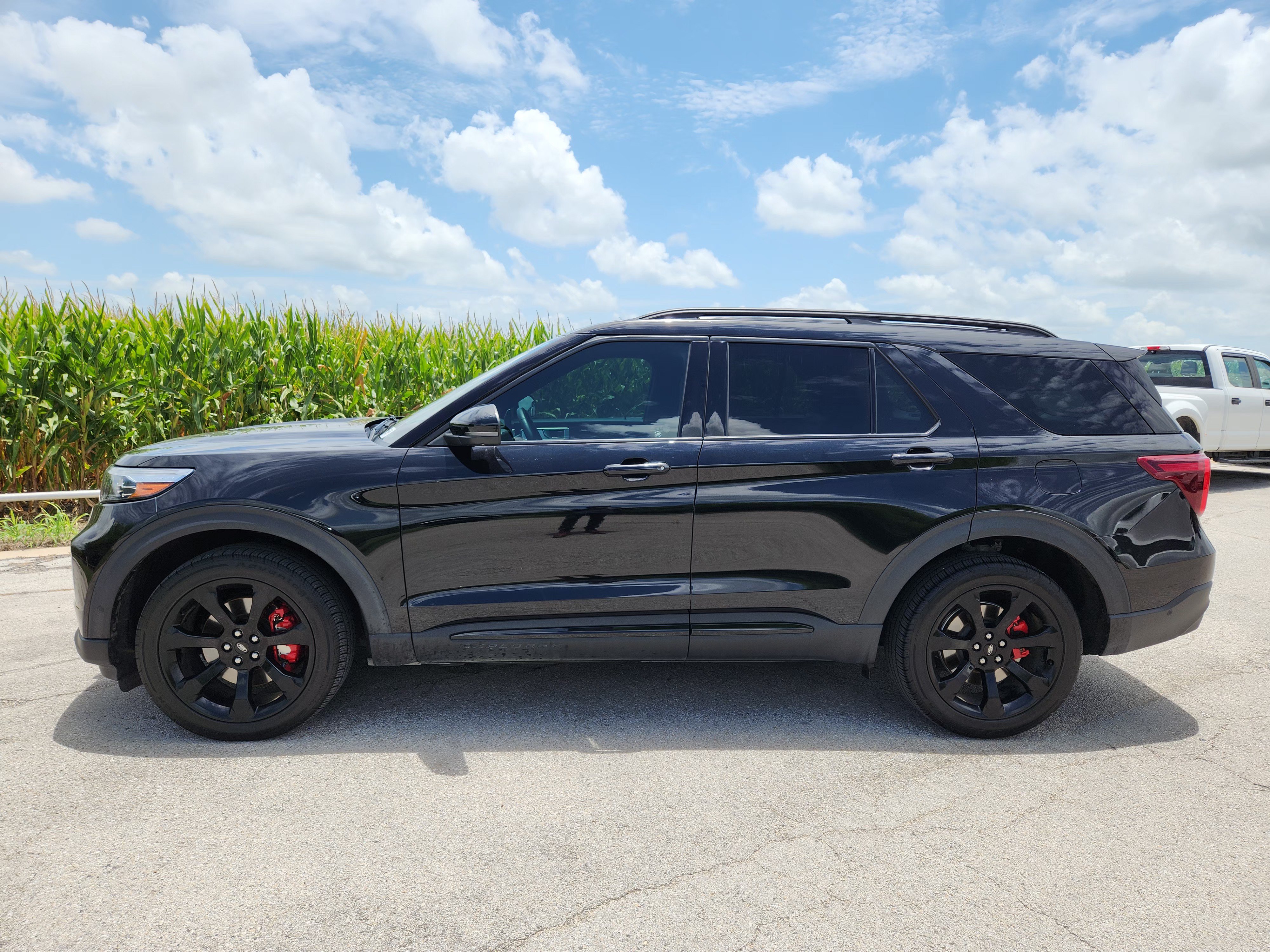 Certified 2021 Ford Explorer ST w/ Equipment Group 401A AWD/4WD image 4