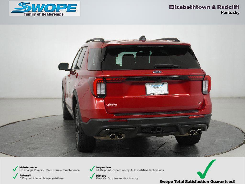 Certified 2025 Ford Explorer ST image 3