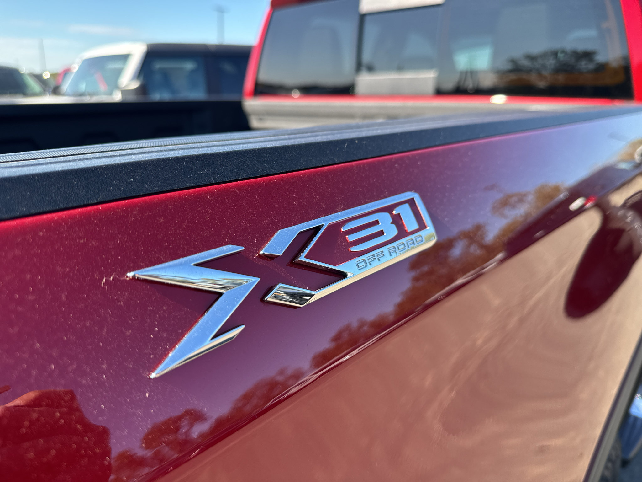 Used 2024 GMC Sierra 1500 SLT w/ SLT Premium Plus Package AWD/4WD image 35
