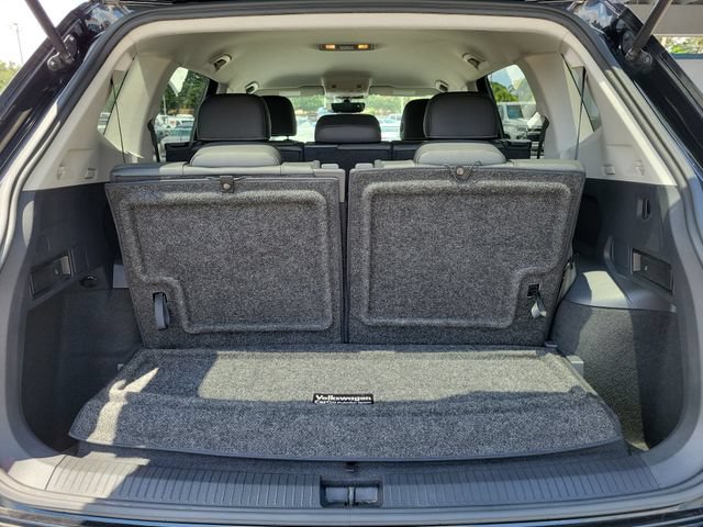 Used 2021 Volkswagen Tiguan SE FWD image 9