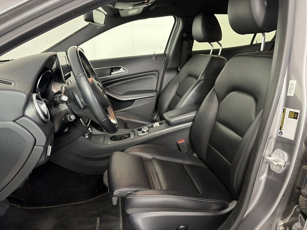 Used 2017 Mercedes-Benz GLA 250 4MATIC image 11