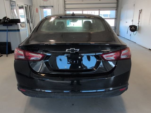 Certified 2023 Chevrolet Malibu LT w/ Midnight Edition image 4