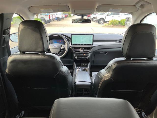 Certified 2025 Ford Escape SE FWD image 16
