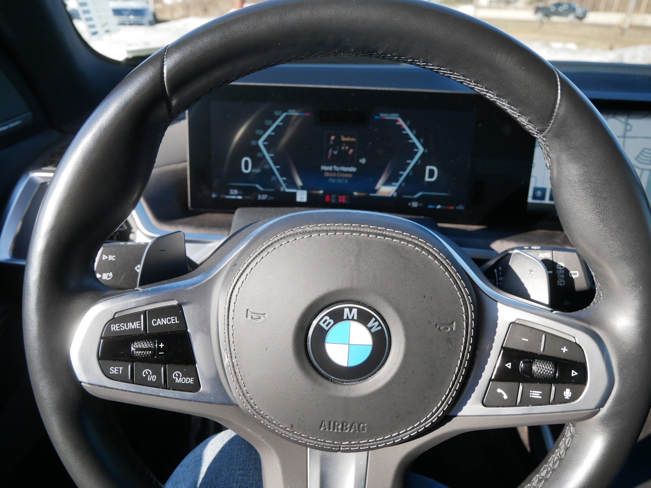 Used 2023 BMW X7 xDrive40i w/ Executive Package image 34