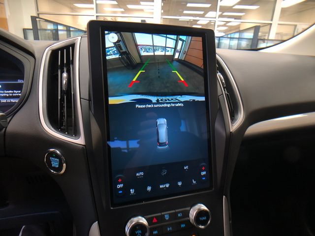 Certified 2024 Ford Edge SEL w/ Convenience Package AWD/4WD image 16