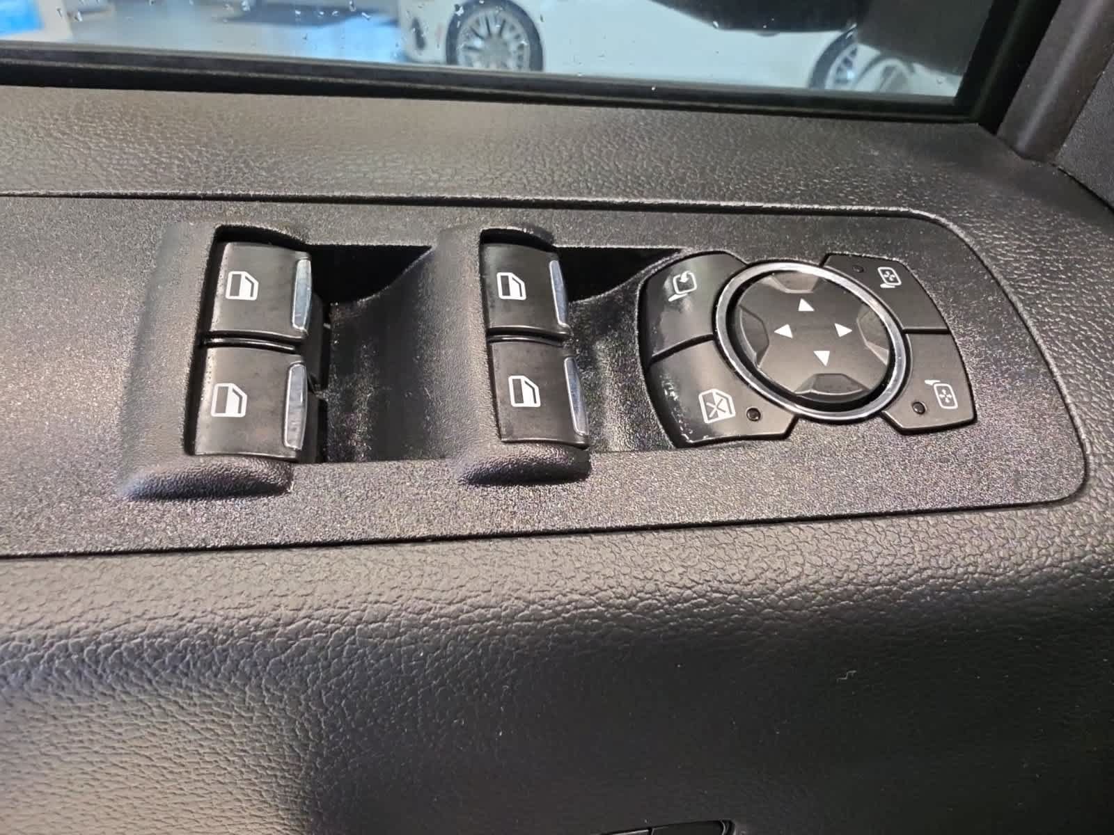 Certified 2019 Ford F150 Lariat w/ Equipment Group 502A Luxury AWD/4WD image 22