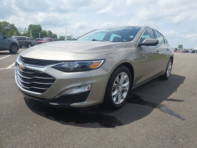 Used 2024 Chevrolet Malibu LT FWD image 2