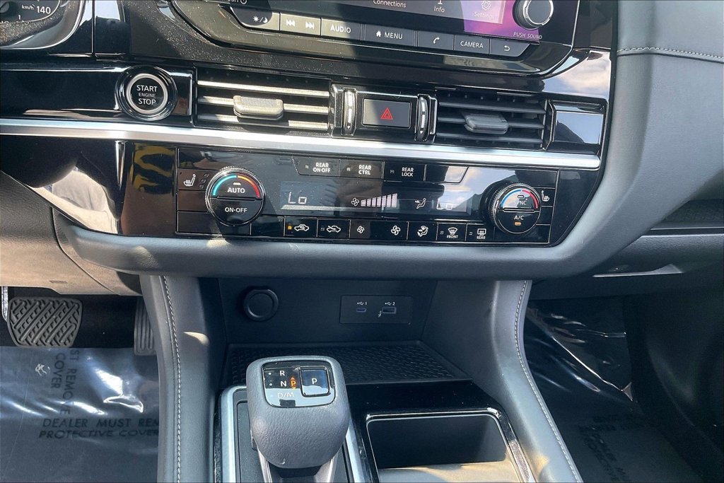 Used 2022 Nissan Pathfinder SV FWD image 37
