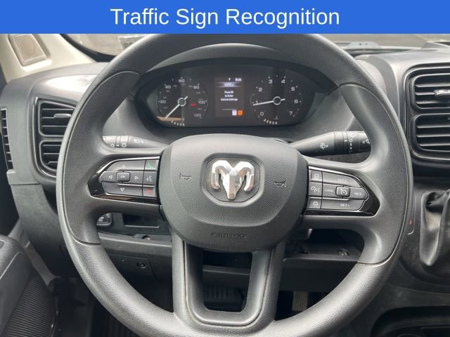 Used 2025 RAM ProMaster 2500 w/ Convenience Group FWD image 9