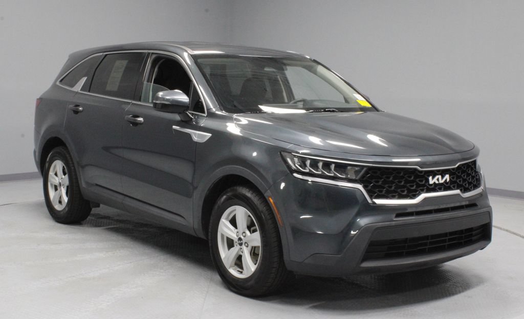 Used 2022 Kia Sorento LX