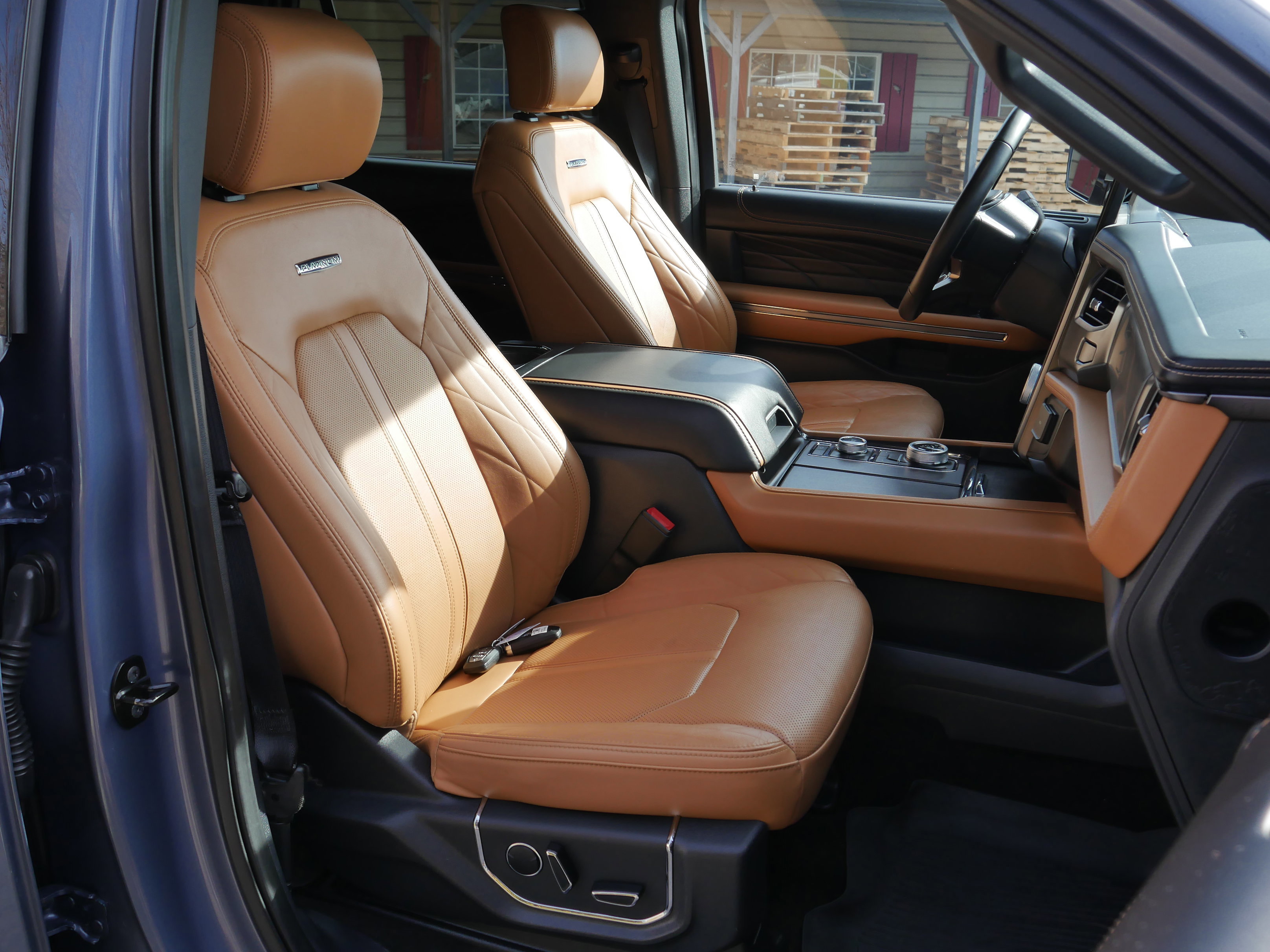 Certified 2023 Ford Expedition Max Platinum image 37