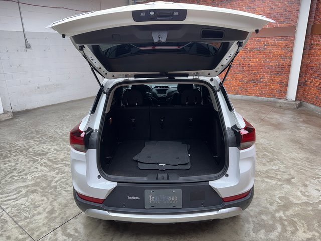 Used 2021 Chevrolet TrailBlazer LT w/ Driver Confidence Package image 27