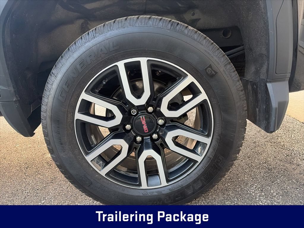 Used 2024 GMC Sierra 1500 AT4 w/ AT4 Preferred Package AWD/4WD image 5