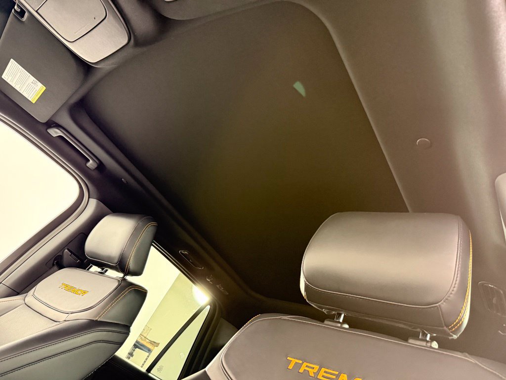 Certified 2025 Ford Expedition Tremor AWD/4WD image 32