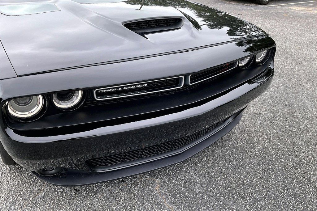 Used 2022 Dodge Challenger R/T RWD image 28