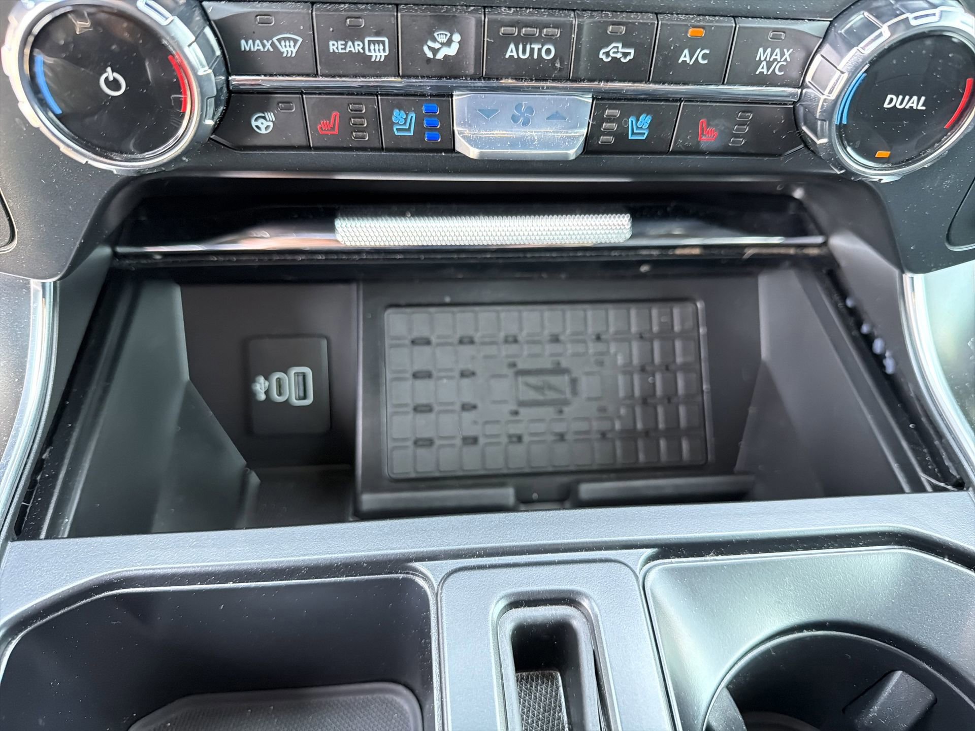 Certified 2025 Ford F150 Raptor image 18