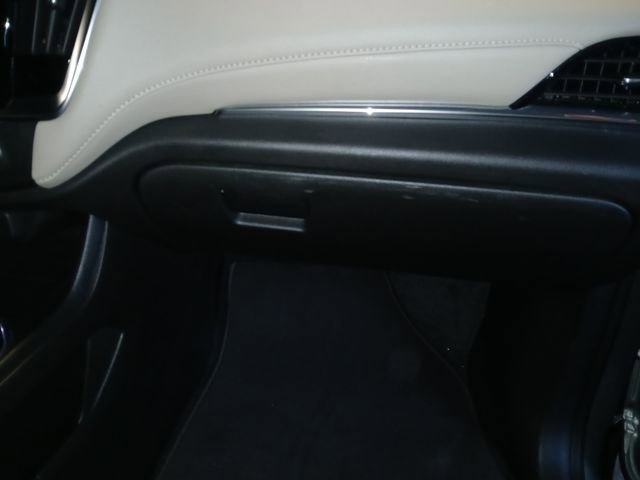 Used 2023 Chevrolet Traverse LS w/ Midnight/Sport Edition image 51