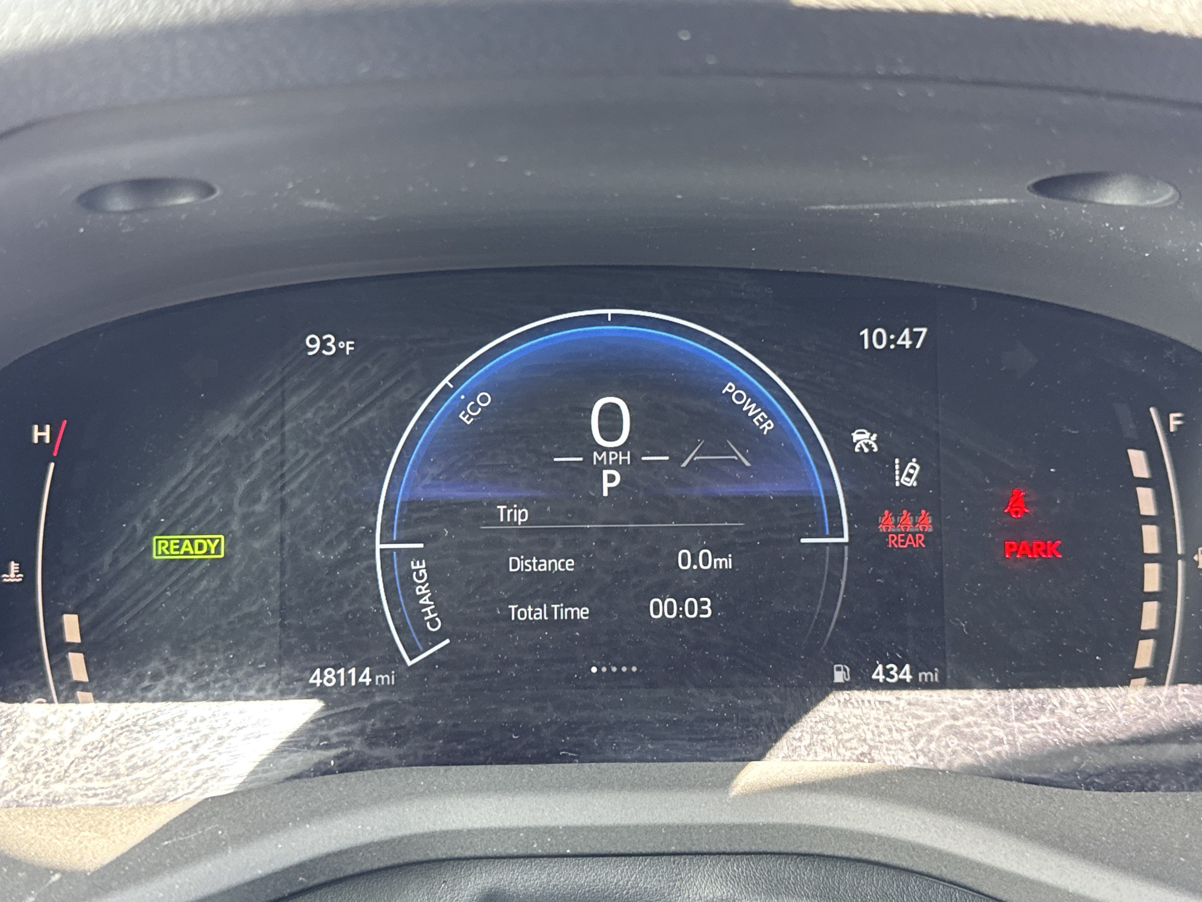 Used 2025 Toyota Camry LE FWD image 18