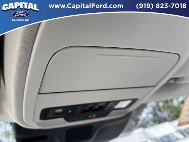 Certified 2025 Ford Expedition Active AWD/4WD image 33
