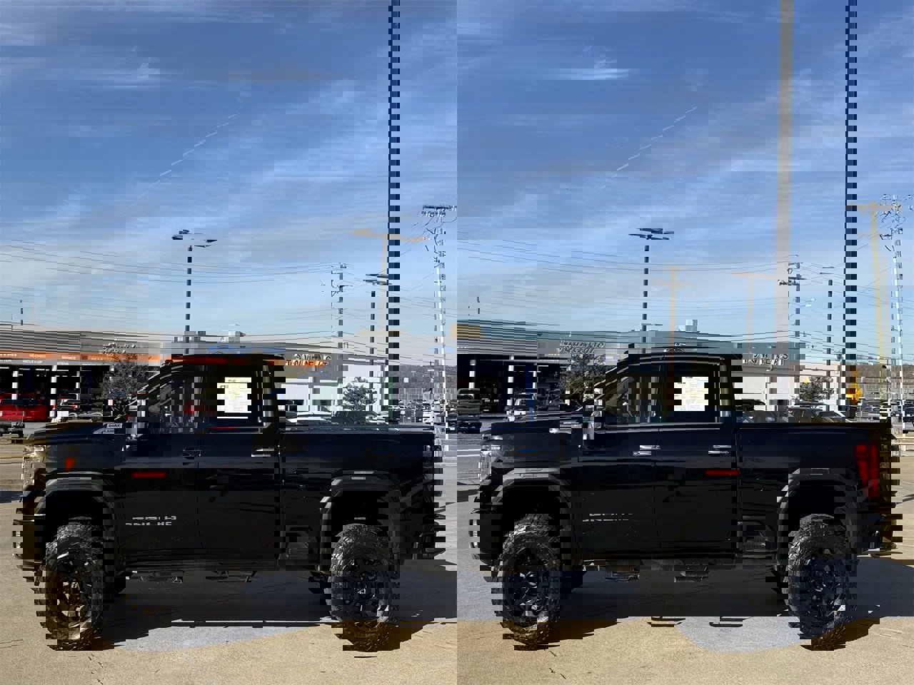 Used 2022 GMC Sierra 2500 Denali image 3