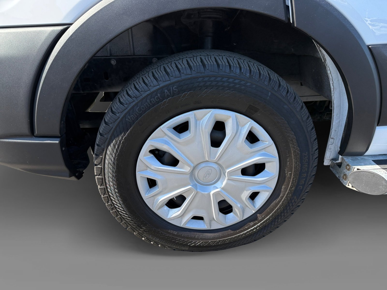 Certified 2024 Ford Transit 250 Low Roof w/ Exterior Upgrade Package image 9