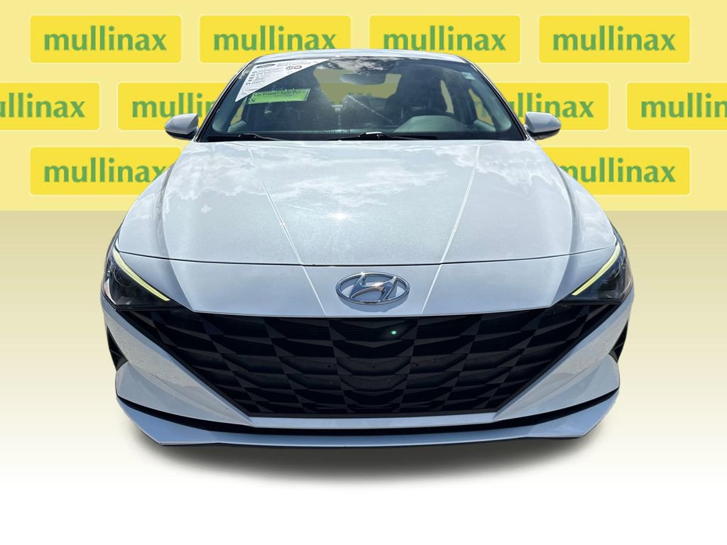 Used 2021 Hyundai Elantra SEL FWD image 11