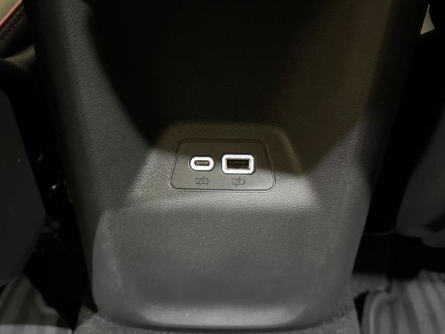 Used 2022 Buick Envision Essence w/ Technology Package II FWD image 23